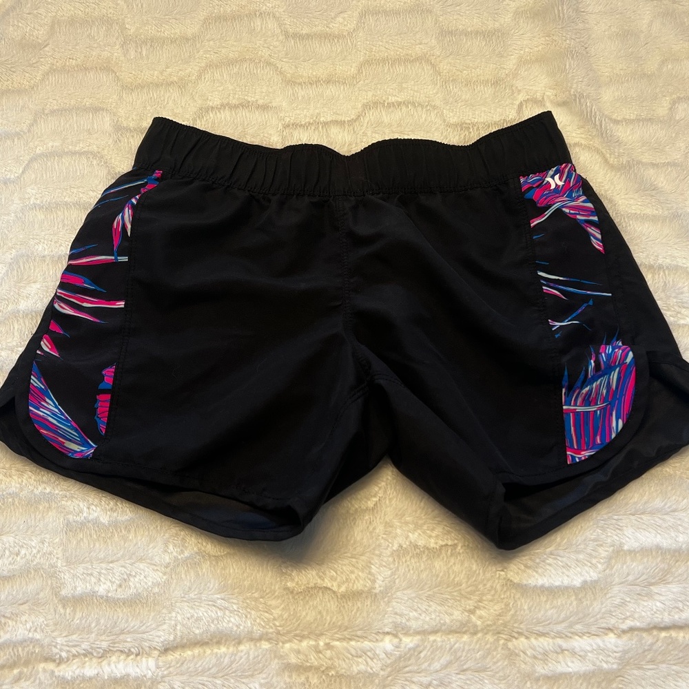 Hurley Board shorts - Size small